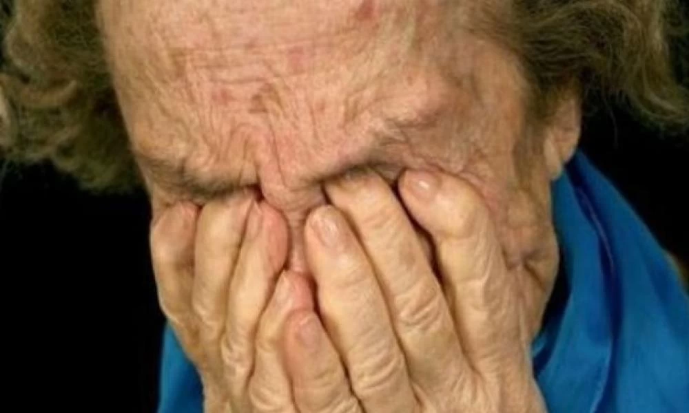 Κουκάκι: Συντηρητές ασανσέρ "σούφρωσαν" 500.000 ευρώ από ηλικιωμένη